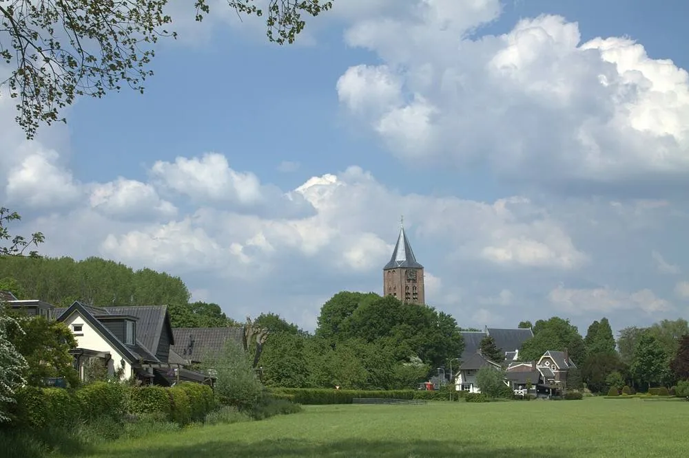 Zoelen: Zoelen van uit het Zuiden gezien