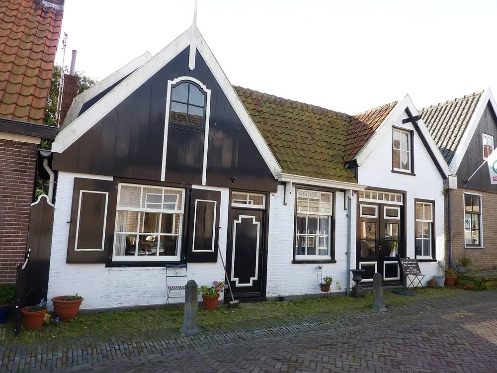 Oosterend: Woonhuis Peperstraat 2 - Oosterend